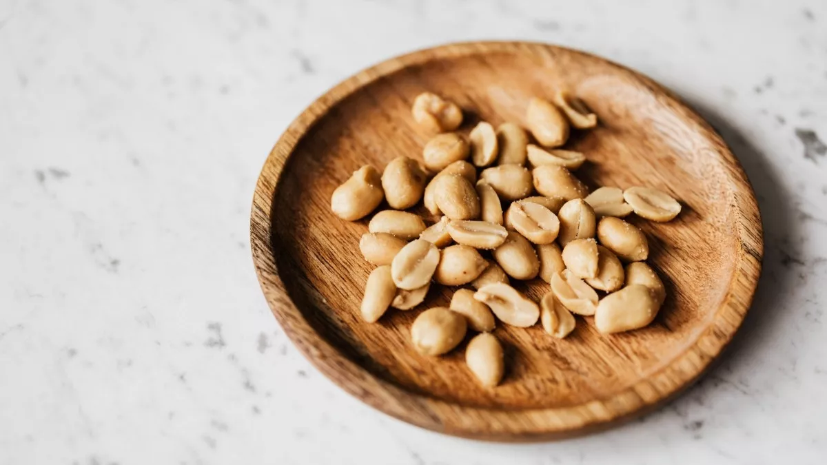 Apakah makan kacang menyebabkan jerawat